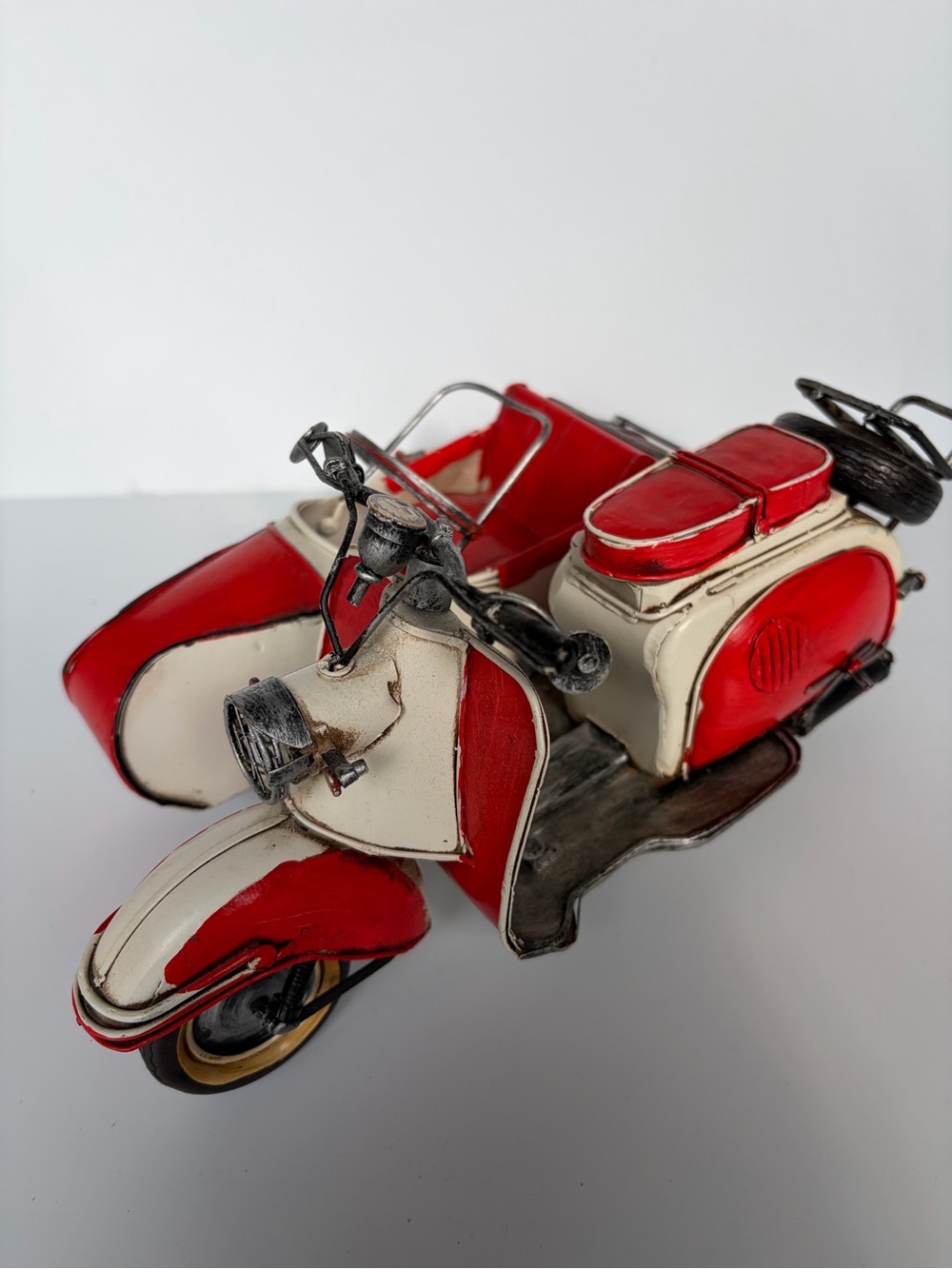 Vintage JAYLAND Metal Decor Vespa with Sidecar